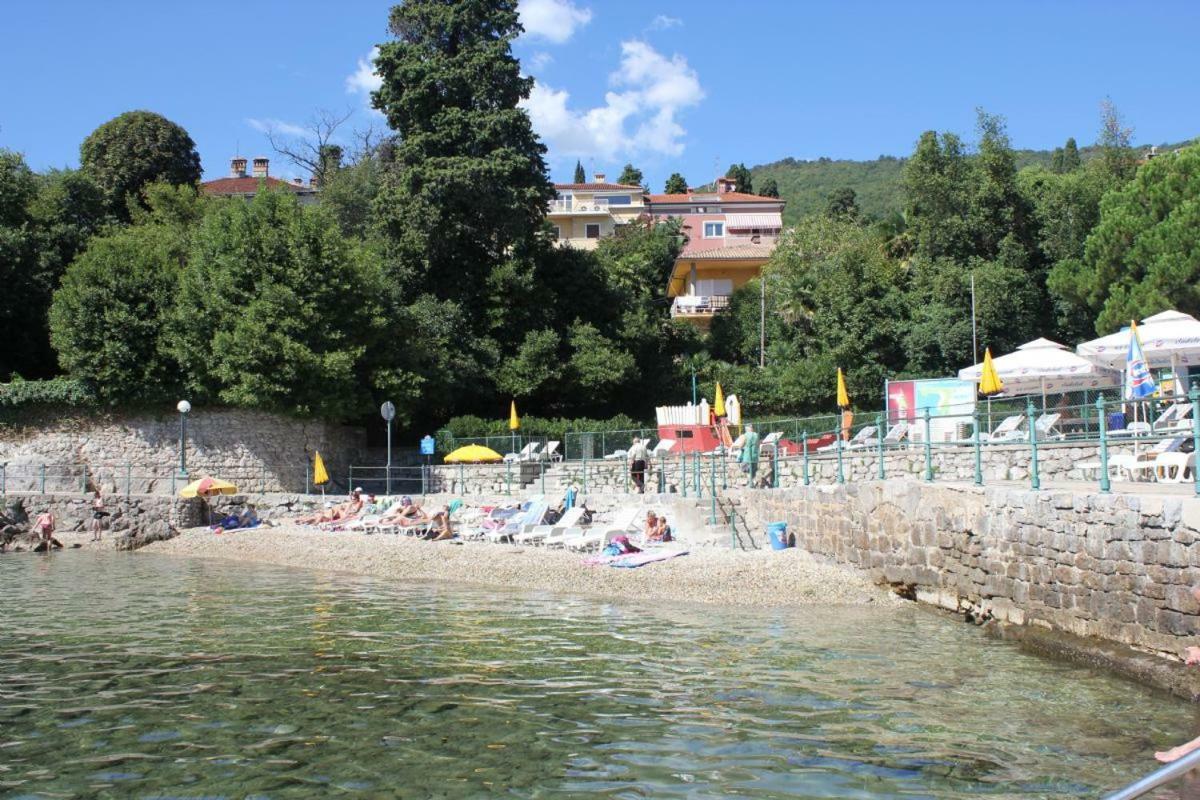 Apartments Villa Majda Матули Екстериор снимка